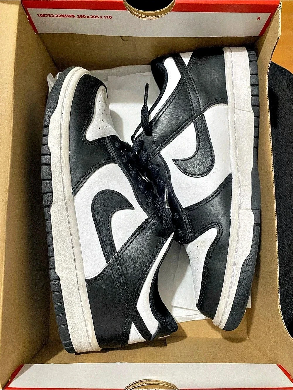 Nike Dunk Low (GS) 'Panda' Black & White Girls US 6Y